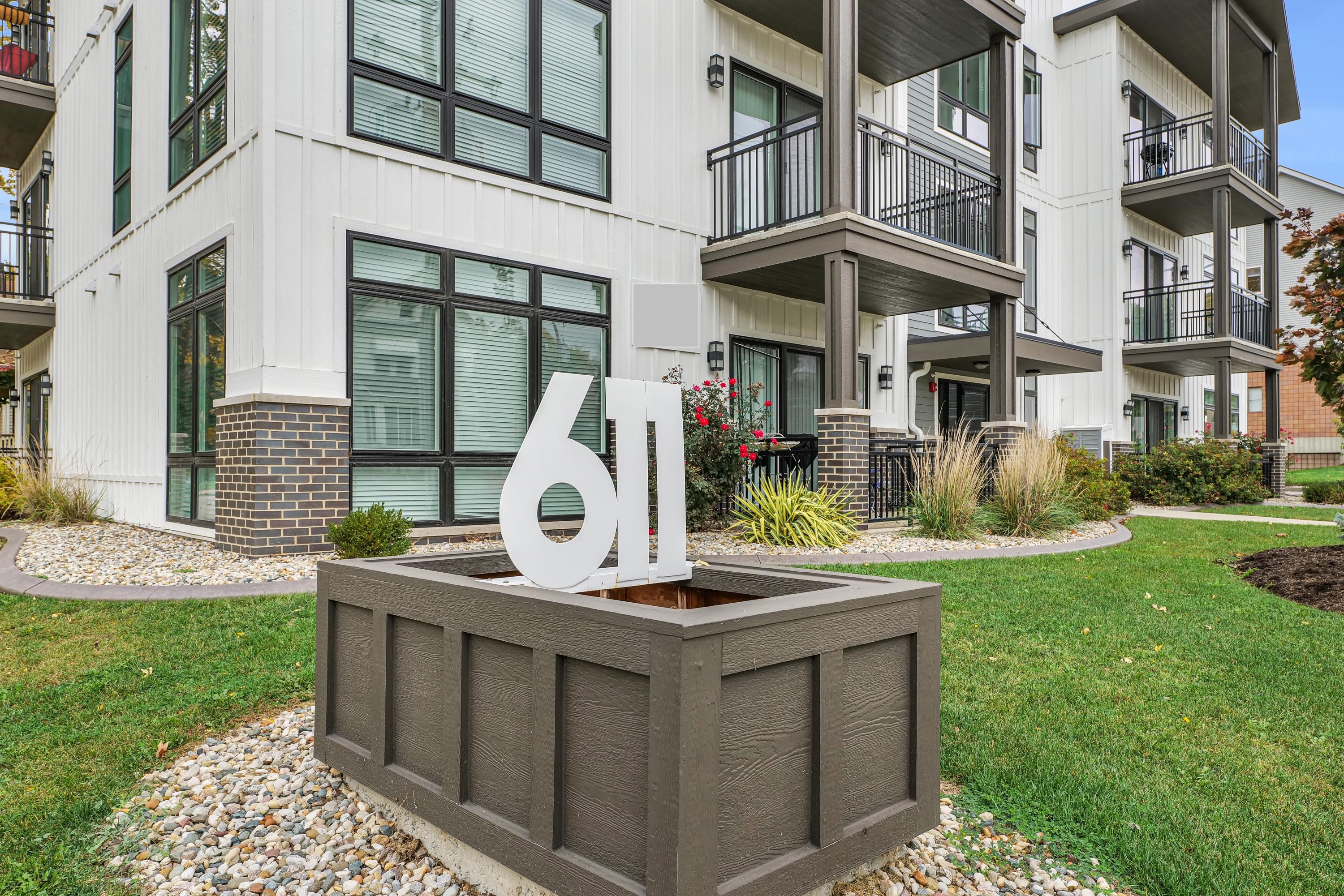 611 S. State - 301